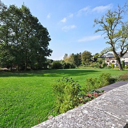 Hotel Le Saint Hadelin Celles  Екстериор снимка