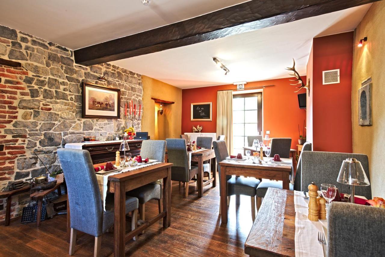 Hotel Le Saint Hadelin Celles  Екстериор снимка